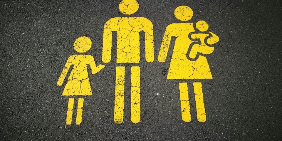 How to Create a Simple Family Budget in 5 Easy Steps